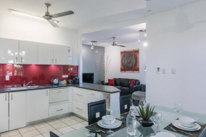CitySide Apartment - 2 Bedroom with Private Courtyard, Darwin